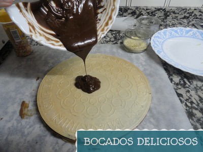 terminamos con la cebertura de chocolate derretido