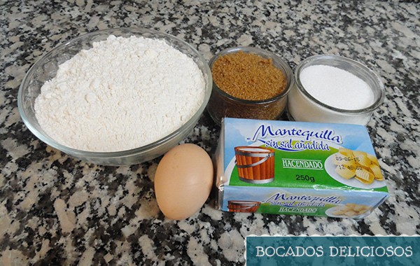 ingredientes de cookies con chocolate