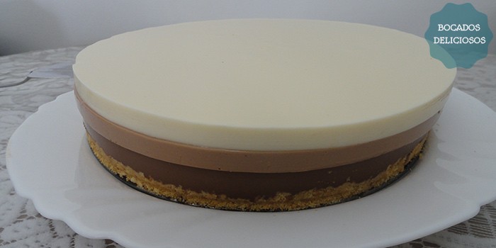 Tarta tres chocolates