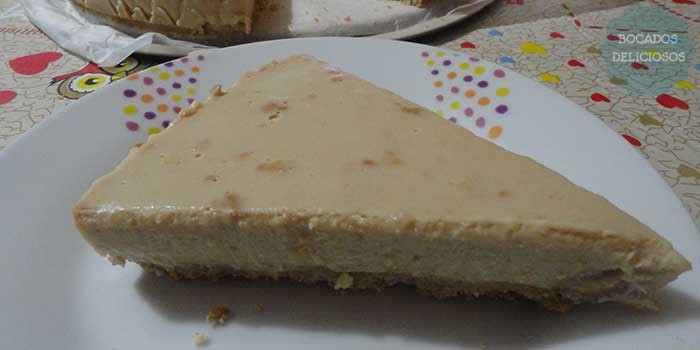 Tarta de turrón de cacahuete