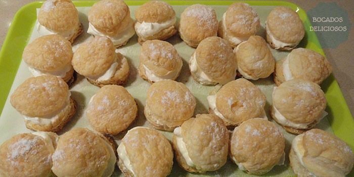 Buñuelos de viento con hojaldre